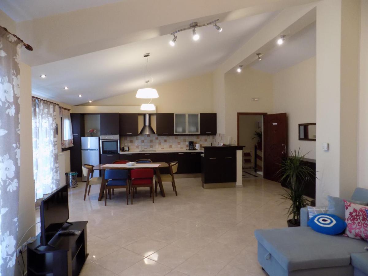 Ferienwohnung Rhodon House Skiathos-Stadt Exterior foto